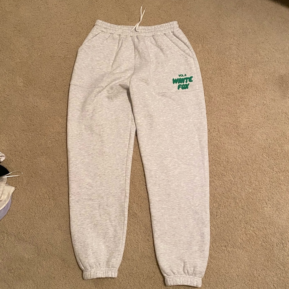 Brand new with tags White Fox Offstage Sweatpants Glacier Grey